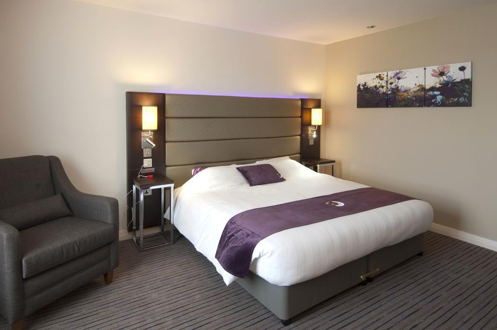 Premier Inn Merthyr Tydfil Eksteriør billede