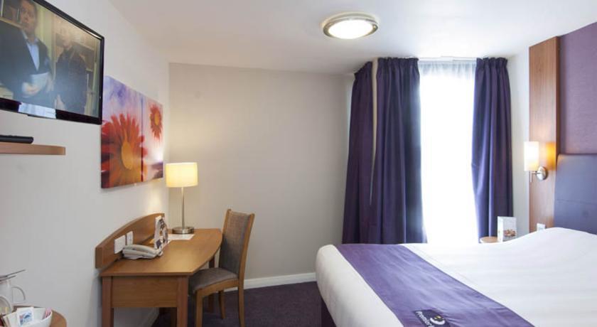 Premier Inn Merthyr Tydfil Eksteriør billede