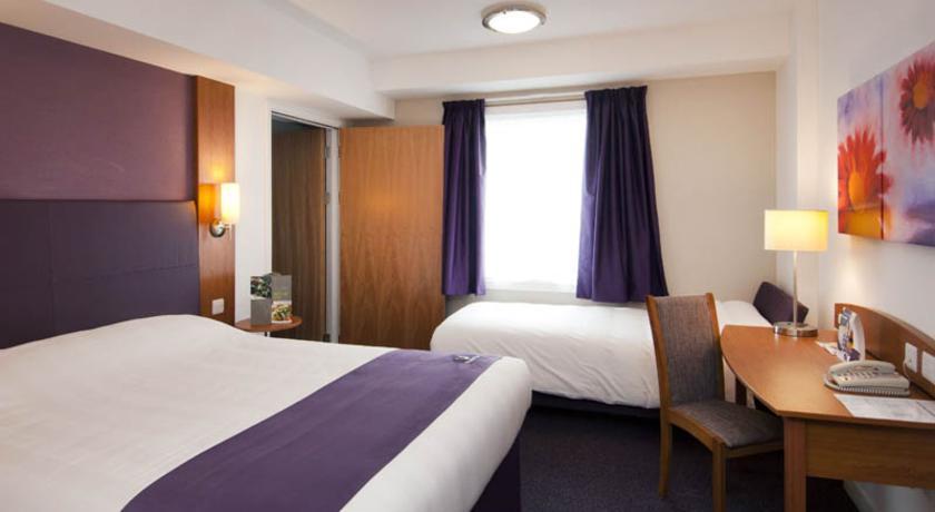 Premier Inn Merthyr Tydfil Eksteriør billede