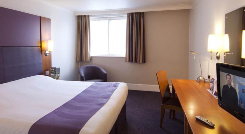 Premier Inn Merthyr Tydfil Eksteriør billede