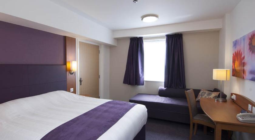 Premier Inn Merthyr Tydfil Eksteriør billede