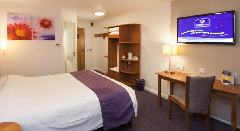 Premier Inn Merthyr Tydfil Eksteriør billede