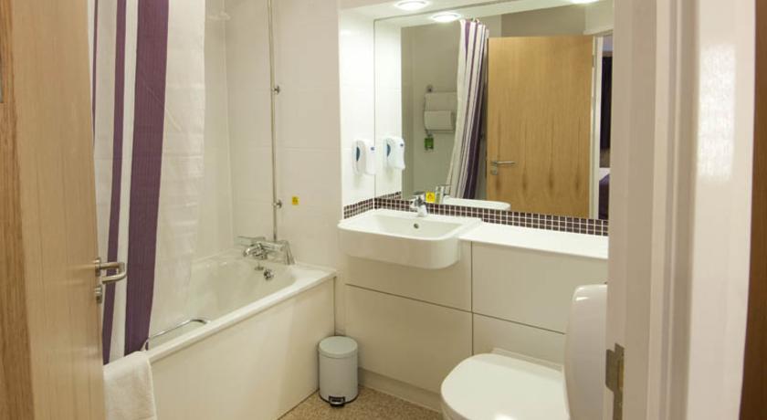 Premier Inn Merthyr Tydfil Eksteriør billede
