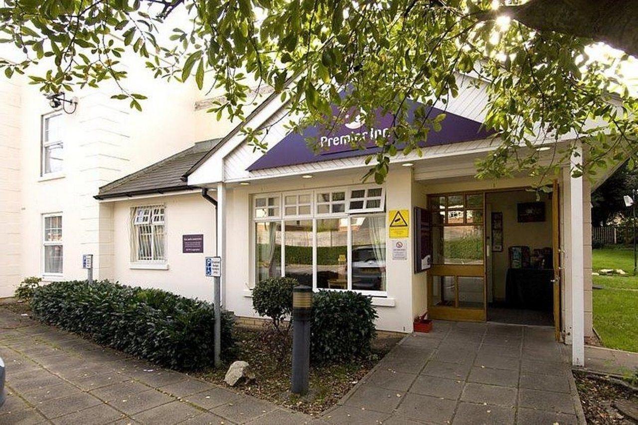 Premier Inn Merthyr Tydfil Eksteriør billede