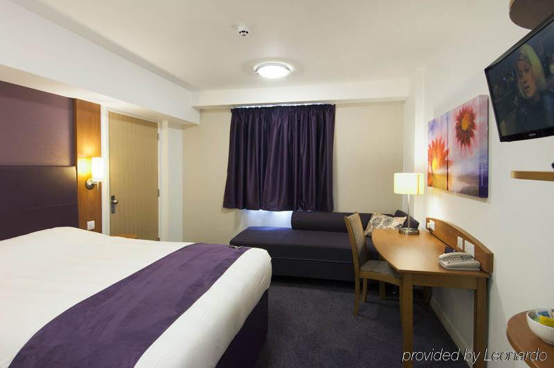 Premier Inn Merthyr Tydfil Eksteriør billede